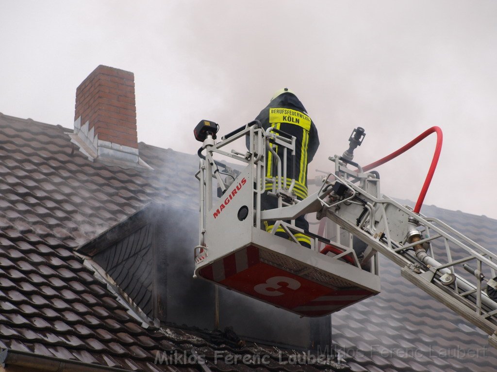 Feuer Koeln Lindenthal Bachemerstr P050.JPG